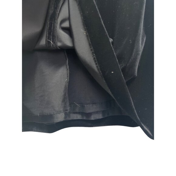 Evan-Picone Velvet Slip Dress with Tulle and Beading - Picture 6 of 7